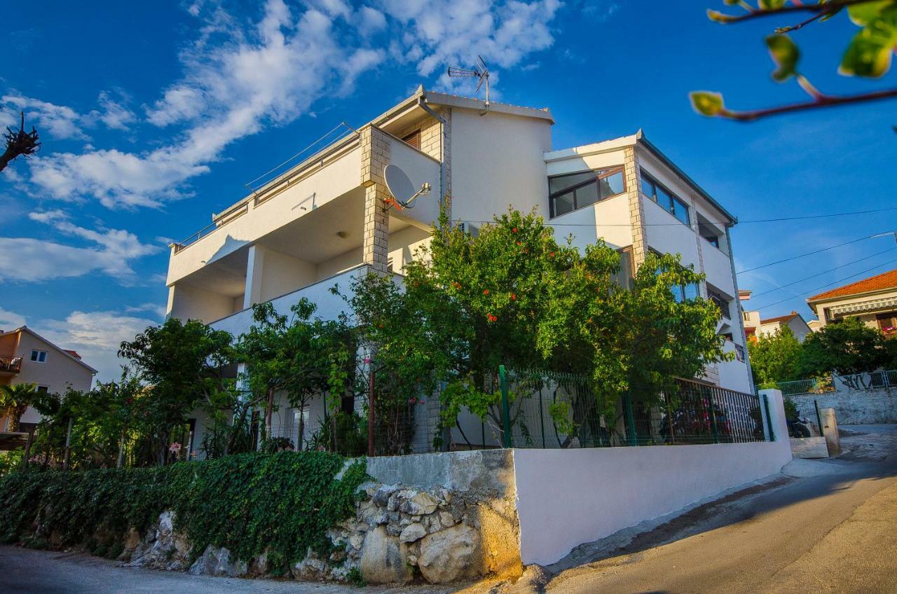 Apartment Ive Trogir Exterior foto