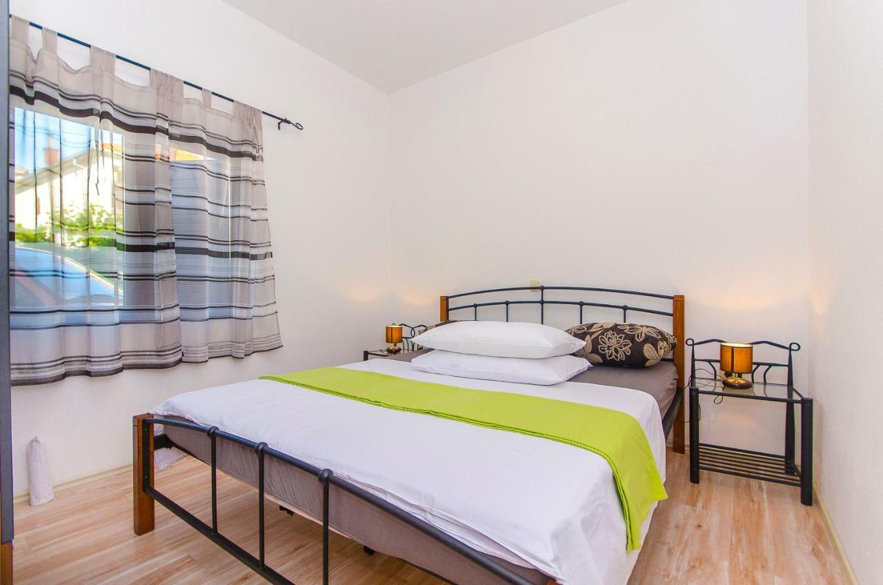 Apartment Ive Trogir Exterior foto